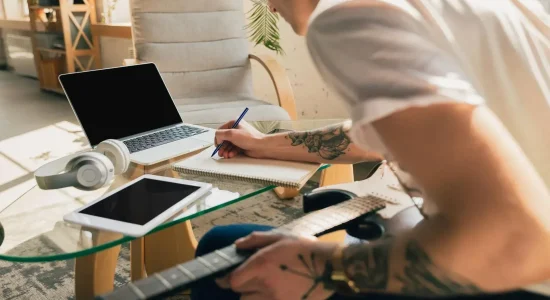 As principais razões para realizar pós-graduação online