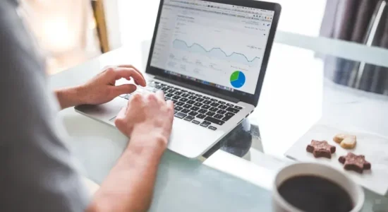 O que faz um profissional de marketing