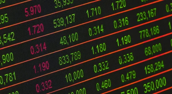 Explore as oportunidades de fazer um MBA em finanças