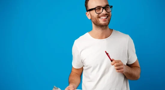 Estudantes do curso de Finanças EAD Faveni