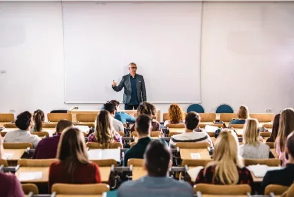 Dicas para escolher a melhor faculdade para fazer pós-graduação ead